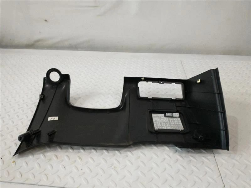 02-05 现代索纳塔 GLS Dash 膝盖螺栓 84750-3c000 — 第 3/4 张图片