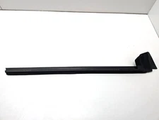 Tesla Model 3 Front Right Door Window Molding 2017-2023 1090496-00-E OEM