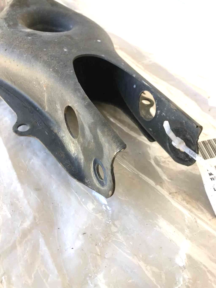 2008 - 2015 MERCEDES C250 Center Coil Lower Control Arm Right Passenger Side RH - Image 3 of 4