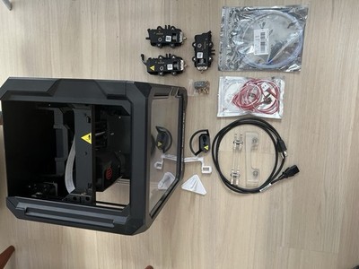 MakerBot Replicator Mini with additional spare parts 
