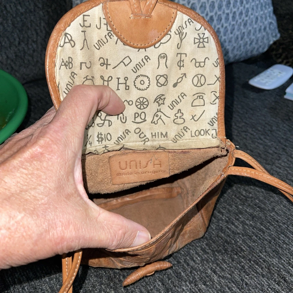 Bolso Bandolera Pequeño Marrón Unisa Aspecto Cocodrilo Repujado Cuero (B8) Foto 4 de 4