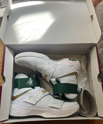 Nike LeBron Soldier 10 | SVSM PE *PROMO SAMPLE* | Size 10 | White
