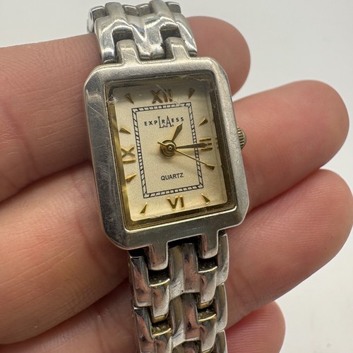 Express LA Quartz Watch Silver Tone Link Bracelet Cream Dial Needs Battery