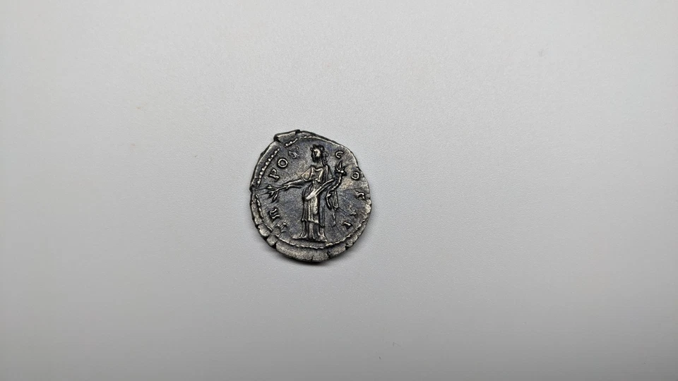 Antoninus Pius AD 138–161 Silver Denarius XF - Image 2 of 2