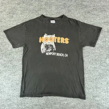 VINTAGE Hooters Shirt Mens Large Gray Newport Beach Streetwear Crewneck 90s Y2K