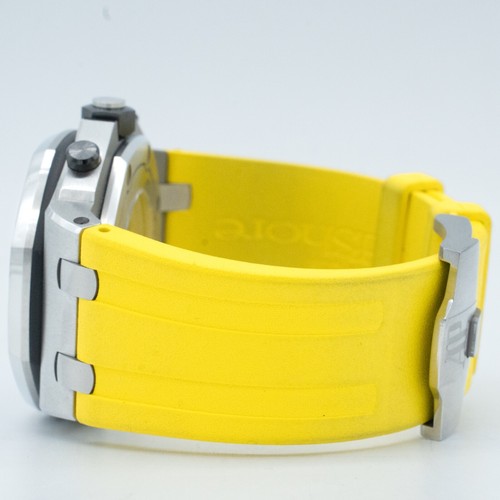 Audemars Piguet 26703ST.OO.A051CA.01 Royal Oak Offshore Diver 42mm Yellow 2016 - 第 6/9 張圖片