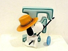 PEANUTS  SNOOPY ALPHABET LETTER F