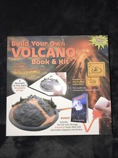 MUD PUDDLE BOOKS BUILD YOUR OWN VOLCANO BOOK KIT - BRAND NEW IN BOX