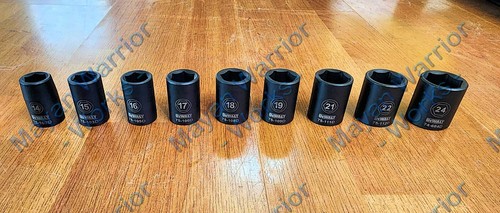 DEWALT Black 20 PC 1/2 Drive Impact Tools Socket Set with socket rail holder - Picture 2 of 3