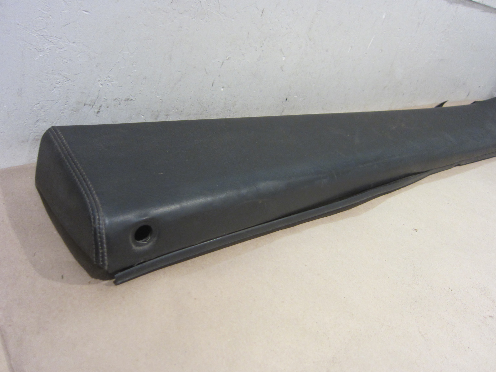 Ferrari Mondial - RH Door Upper Panel - Black - P/N 61774000