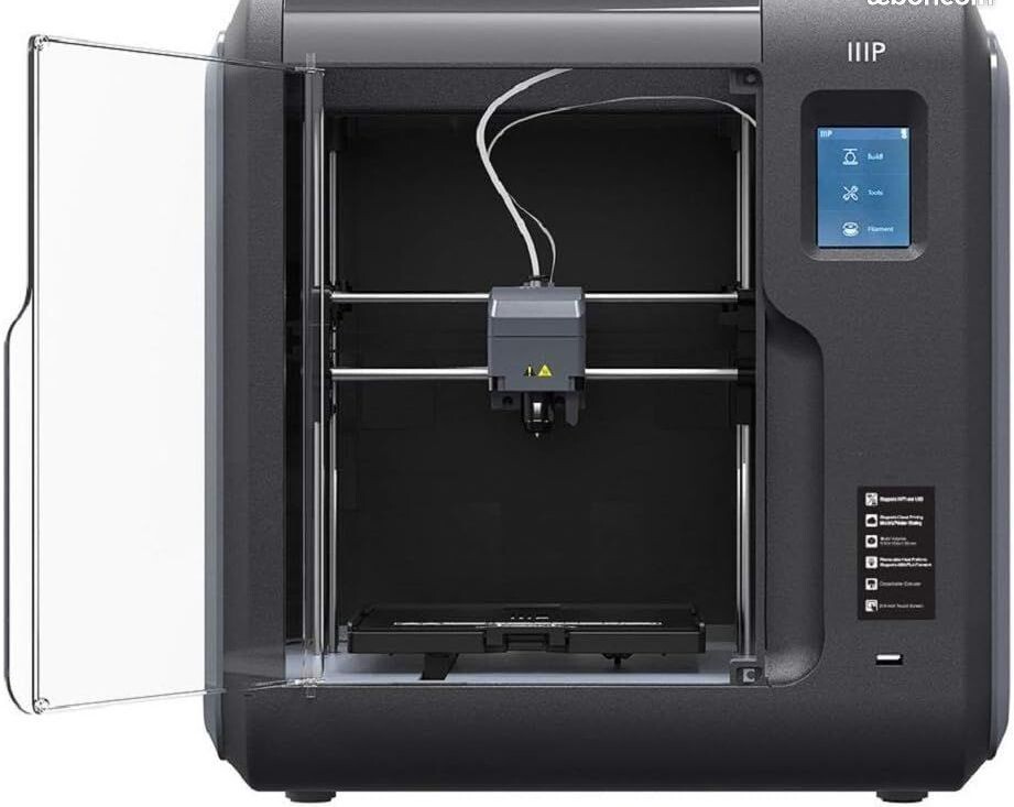 Imprimante 3D Monoprice Voxel close avec buse à changement rapide