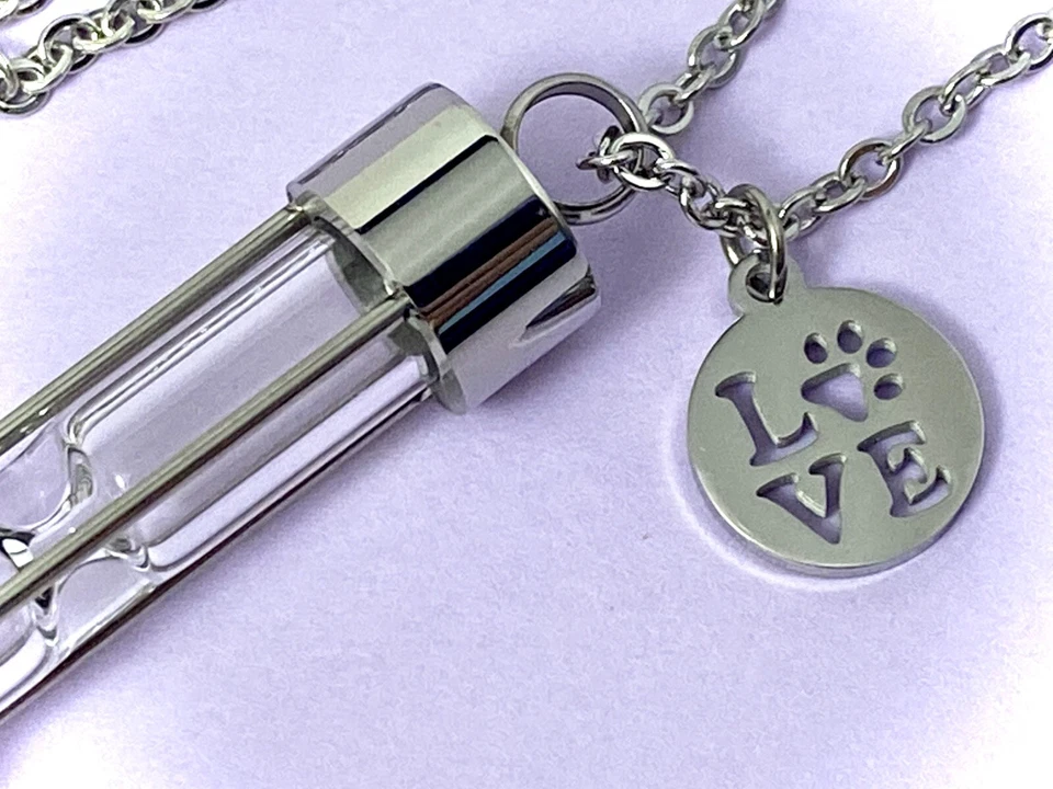 Joyería de cremación para mascotas urna collar reloj de arena para cenizas perro gato AMOR estampado de patas  Foto 3 de 4