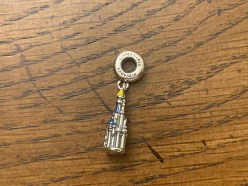 Genuino Pandora Plata S925 Disney Resorts Tokio Cenicienta Castillo Cuelga Dije - Imagen 5 de 7