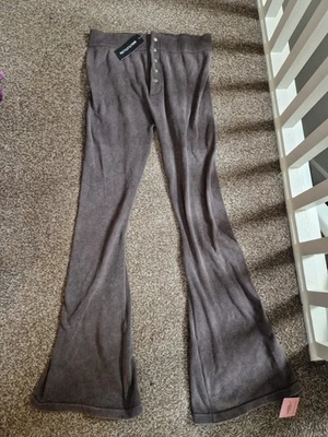 Pretty Little Thing Petite Chocolate Flared Leggings Size Large New With Tags - Image 1 of 4