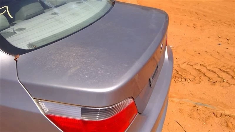 Оригинальный люк багажника без спойлера подходит для BMW 525i 2004-2007 годов выпуска - Изображение 2 из 3