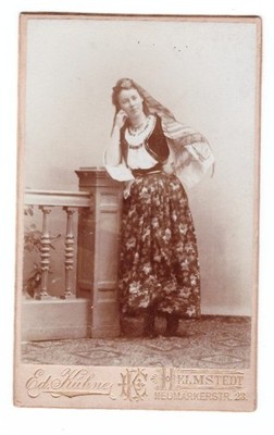 CDV photo around 1890, woman with beautiful clothes, Helmstedt