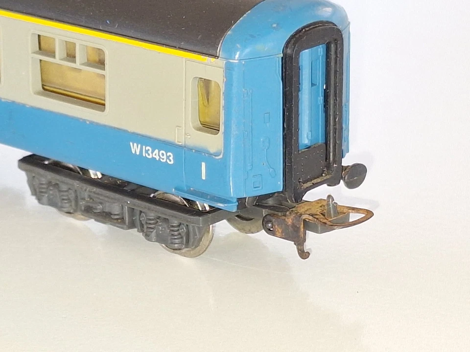 Lima BR Intercity Loco & Carriage. Good Cond. Minor Damage. HO Scale.  2 rail DC - Image 4 of 4