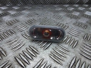 VW CADDY III Furgon 2KA, 2KH, 2CA, 2CH Kotflügelblinker vorne links 26682118