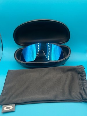 Oakley Sutro T