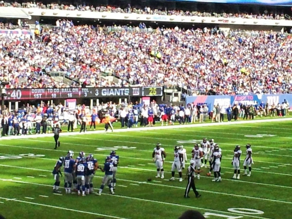 4 Giants vs. Cowboys TBD Date Section 146, Row 20 Seats 15-18 w/Parking - Image 2 of 3