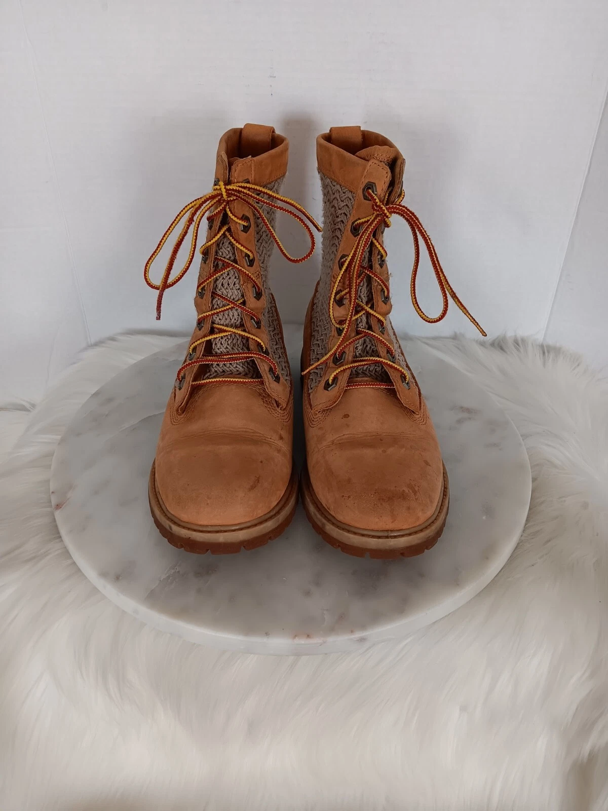 Stivali da combattimento Timberland da donna taglia 7 5 in maglia intrecciata all'uncinetto pelle marrone 4240