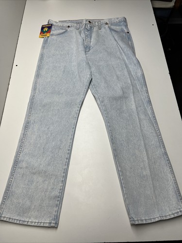 women's cowboy cut wranglers light wash