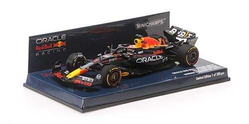 Minichamps Red Bull RB19 Verstappen Monaco cadeau idéal passionné F1