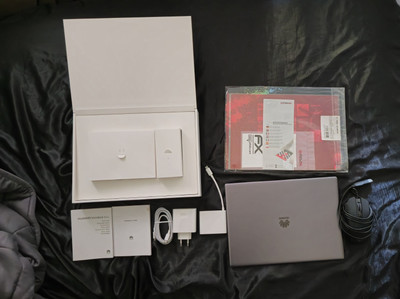 Huawei Matebook X Pro 2018, Originalverpackung + Original- sowie Gratiszubehör 