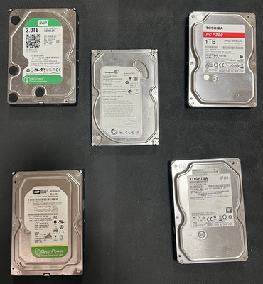 3,5'' interne HDDs Konvolut SATA 6Gb/s 7200RPM 64MB WD/Seagate/Toshiba