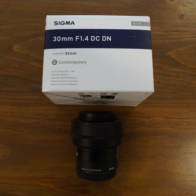 Sigma 30mm f/1.4 DC DN Contemporary Lens for Sony E-mount, 52mm Filter Size
