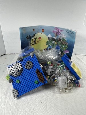Peach Blossom Pool Mini Building Blocks Set Japanese Lights Up READ
