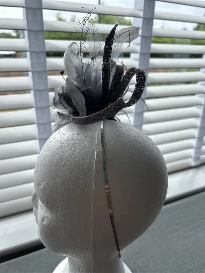 Jacques Vert Grey Mix Floral Hair Fascinator On A Headband Mother Of The Bride - Image 4 of 4