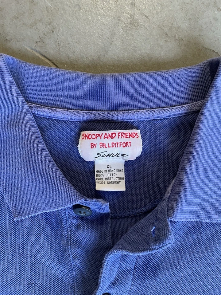 Polo vintage años 80 Snoopy and Friends azul marino con diseño Foto 3 de 4