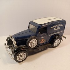 Anheuser Busch Ford 1932 Panel Delivery Panel Ertl 1:25 Scale DieCast Metal