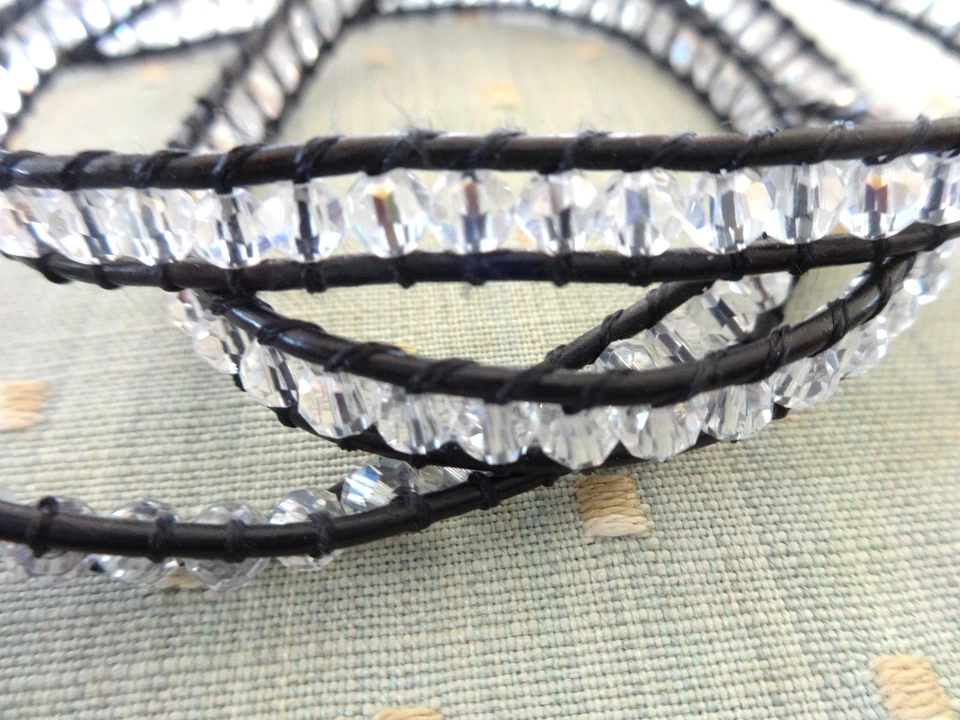 PULSEIRA VICTORIA EMERSON WRAP CONTAS DE CRISTAL PRETO BRANCO BLING 33-35" MUITO BOM ESTADO - Imagem 4 de 4