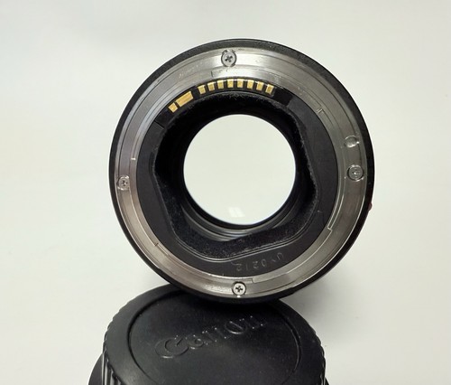 Great Condition! Canon EF 135mm F2L USM Ultrasonic Lens W/Accessories. - Picture 7 of 7