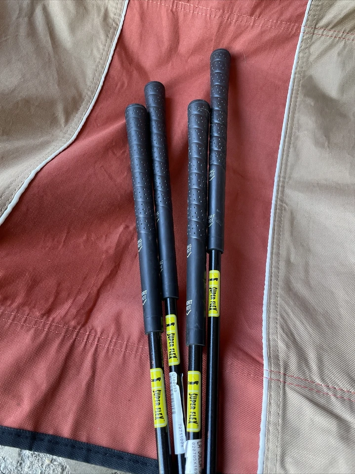 La Jolla 120 Junior Golf Club  Iron Set.  4 Clubs.  Very Nice - Image 3 of 4