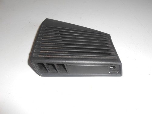 VW Golf 2 19E Abdeckung rechts Verkleidung Lautsprecher Front Armaturenbrett