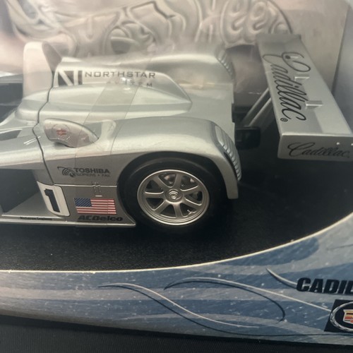 1/18 HOT WHEELS 2000 CADILLAC LMP LEMANS #1 NORTHSTAR SILVER - Picture 3 of 6