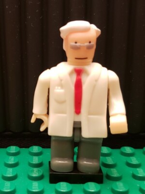 Minifigure Scientist Doctor Dentist Lab Coat not Lego Bald Spot Gray Hair