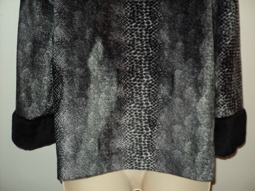 Guess Jacket Coat Women's Size M Faux Fur Snakeskin Print Gray and Black Medium - Picture 6 of 7