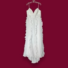 Mac Duggal Pleated Ruffle Spaghetti straps Flowy Gown in White Size 10
