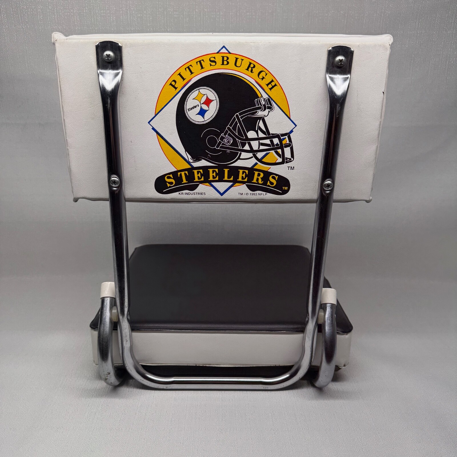 Pittsburgh Steelers Vintage Stadium Seat Back Cushion Chair Retro Helmet - 1993