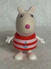 Peppa Pig Suzy Sheep Beach Anchor Cartoon Action Figure Good Used Condition