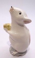 Stuart Bass Pie Funnel Bird/Vent * White Mouse with Cheese * made in ENGLAND
