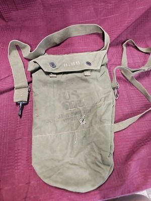 Vintage WWII US Army Snout Type Service Mask Carrier Pouch OD Green 