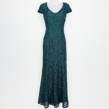 Alex Evenings Dress Womens 4 Green Embellished Maxi Gown Formal Feminine Event