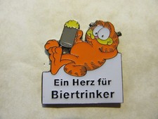 Biertrinker - Pin:   Garfield hat "Ein Herz f&uuml;r Biertrinker"