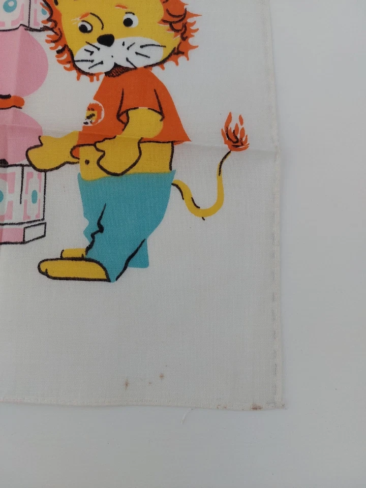 Mouchoir de la série animée ORTF "Titus le petit lion" - Photo 3/4