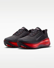Air Zoom Vomero Plus HV8150-017 Men's black and red running shoes